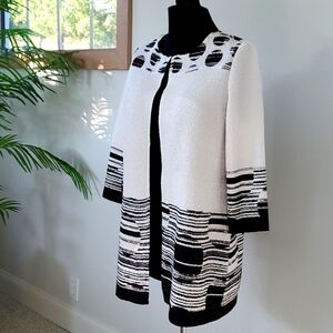 Chico's crinkle jacket size M/1
